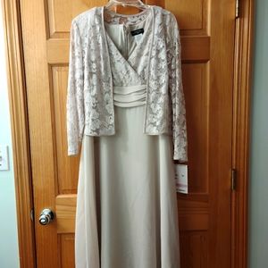 NEW R & M Richard full sleeve lace jacket dress